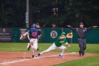 Finales de Division : Coaticook tire de l'arrière
